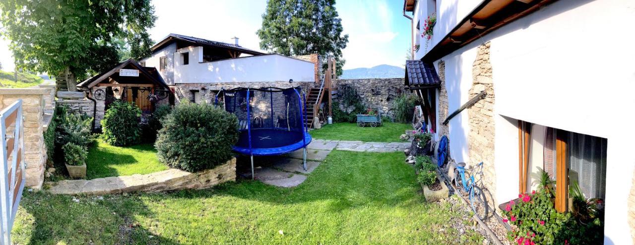 Apartmany Tones Hanusovice ภายนอก รูปภาพ